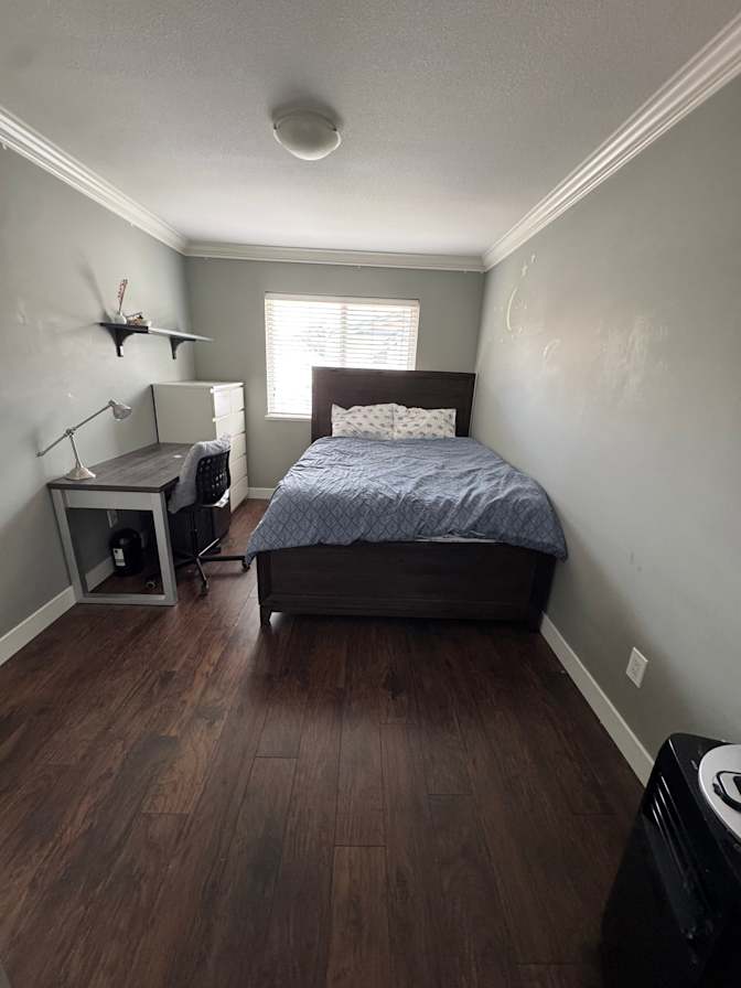 Jenapril Ramos's room