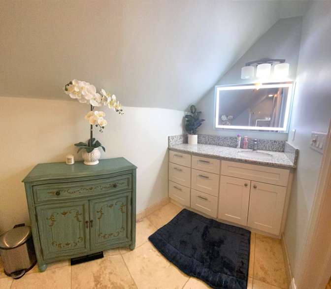 GiGi's room