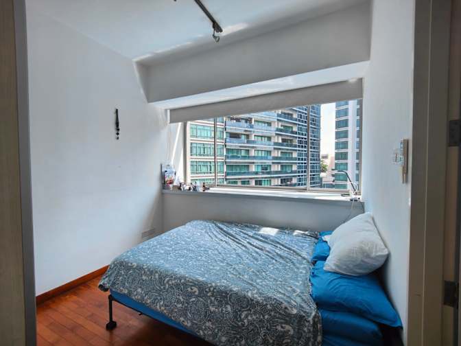 Sam G's room
