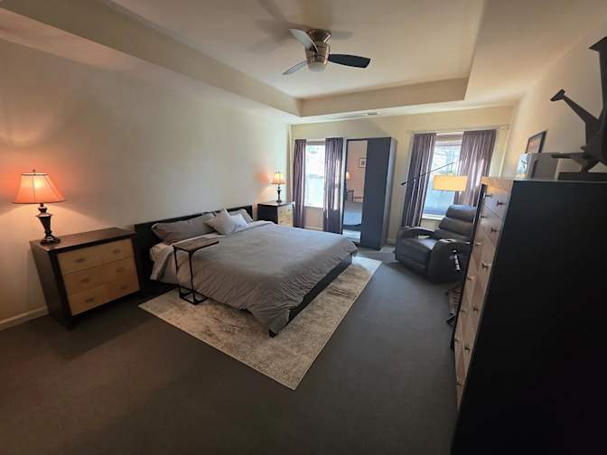 Alcove Rooms's room