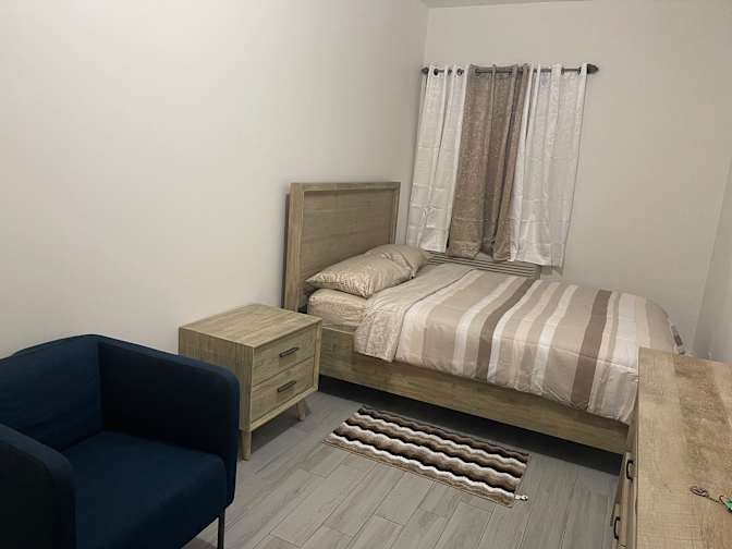 BROOKLYN APARTMENT SHARE LONG OR SHORT TERM's room