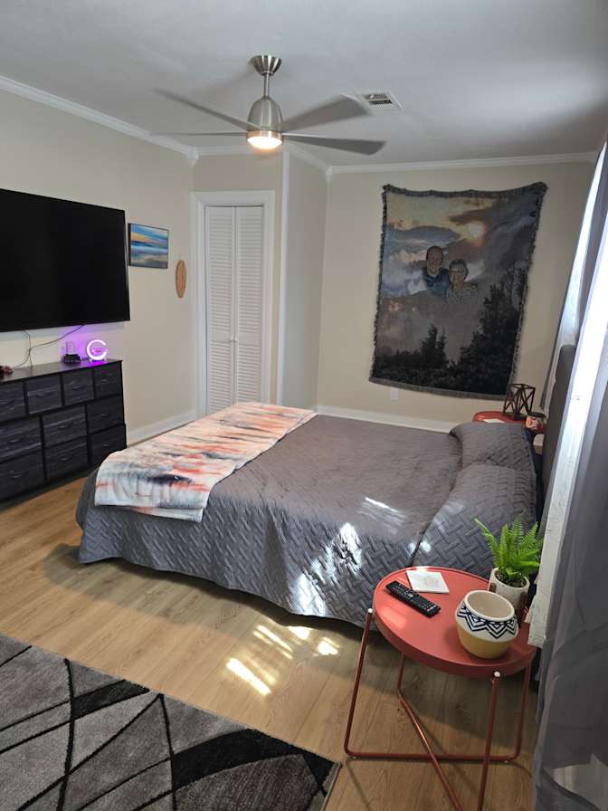 Denise  McConnell's room