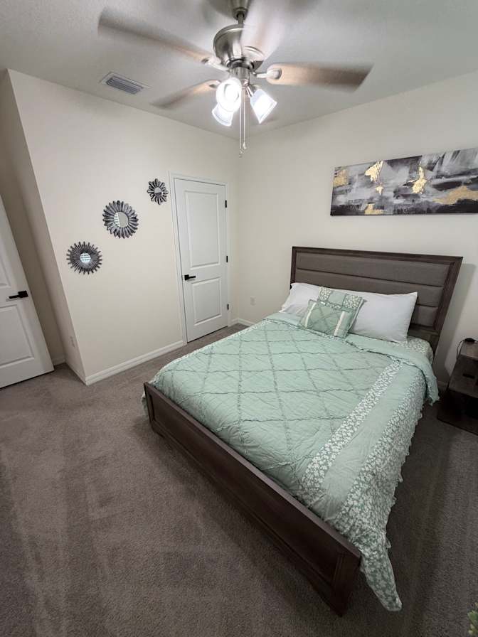 Niel's room