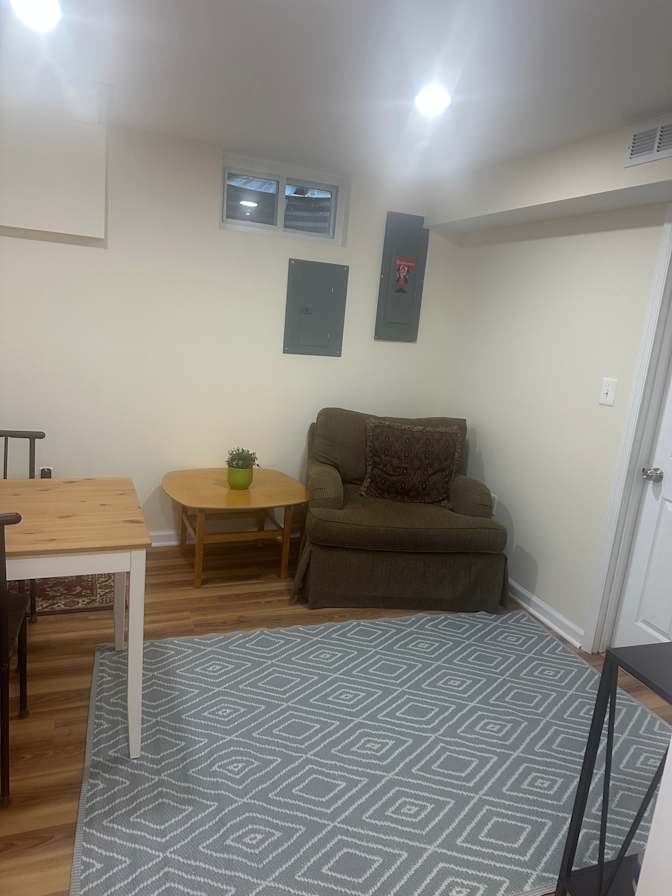 Yuhannet's room