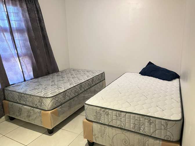 Cameren Hendricks's room