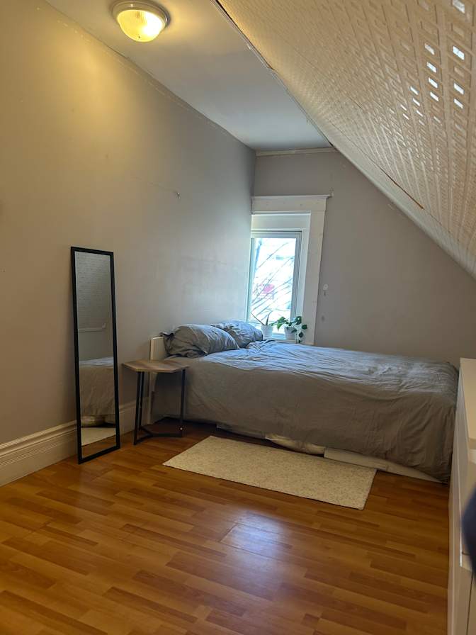 Heidi Ryan-Nicholas's room