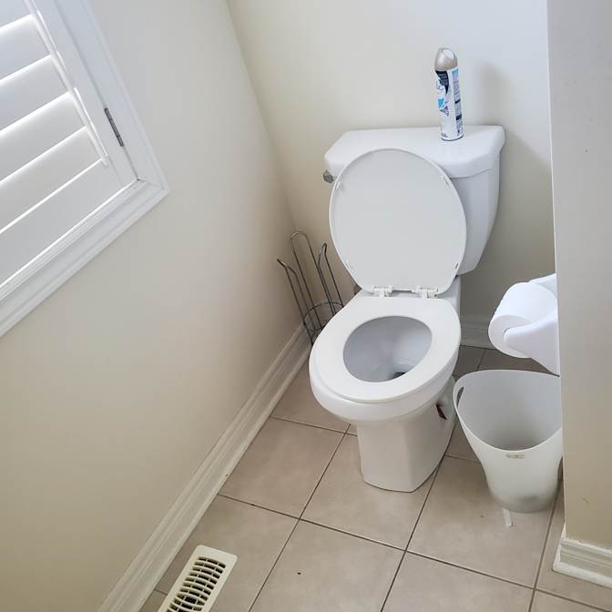 Bweendo's room