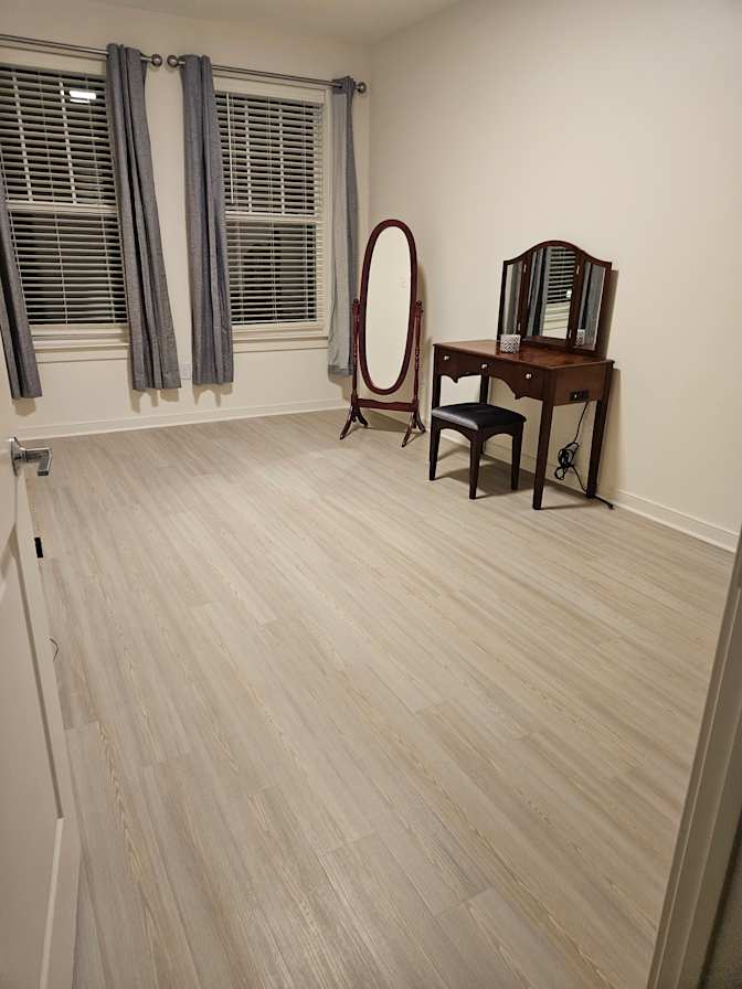 Luz's room