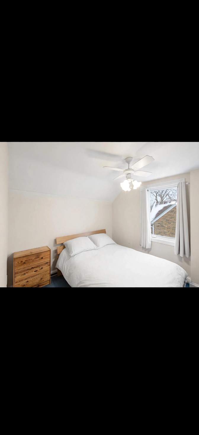 Leyla's room