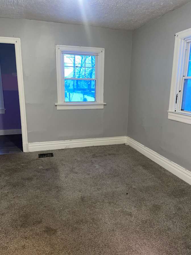 Ayesha's room