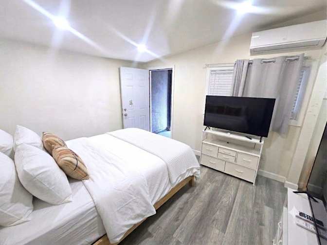 Preston Ellis Company's room
