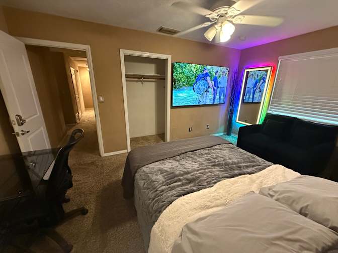 Julian Guerrero's room