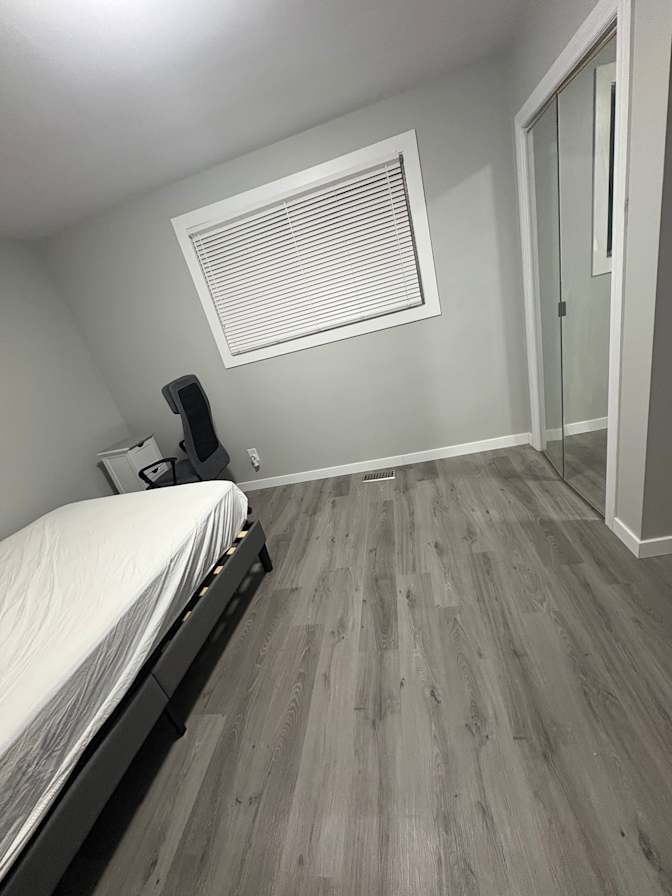 emmanuel's room