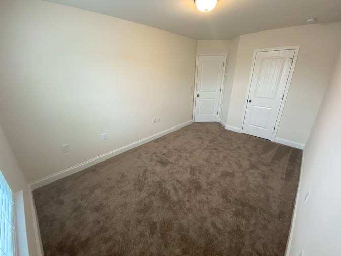Alcove Rooms's room