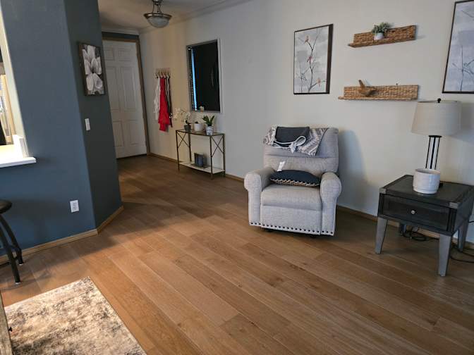 BETTY NEULEIB's room