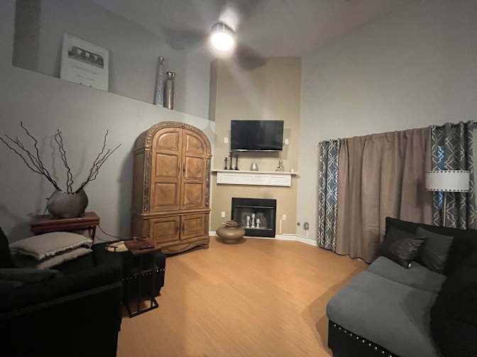 Claudette E Harden's room