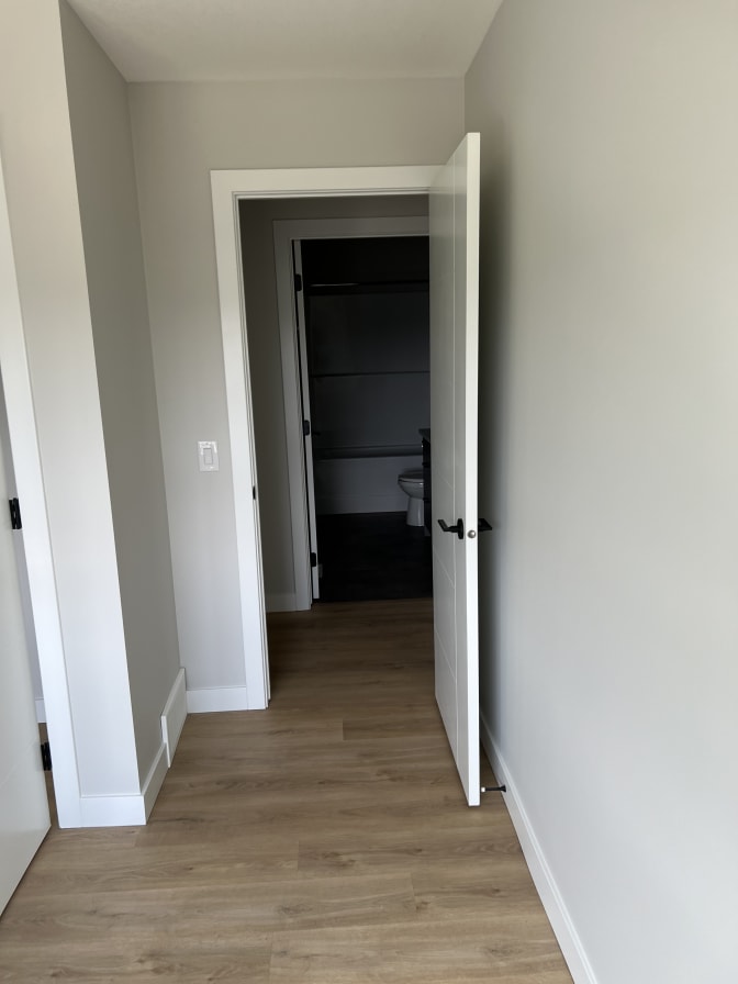 R's room