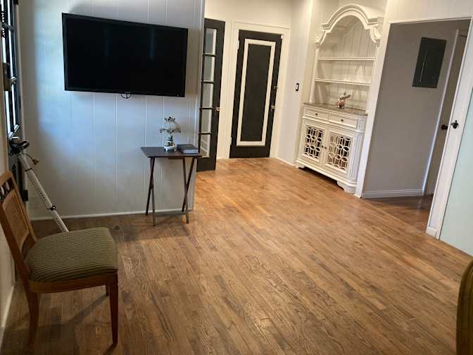 Avenue's room