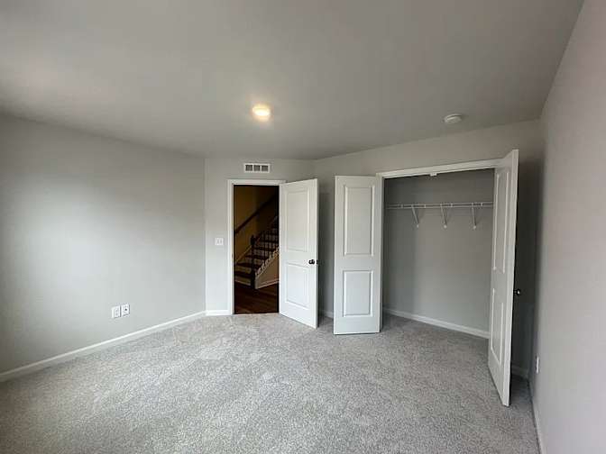 Alcove Rooms's room
