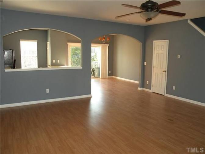 Alcove Rooms's room