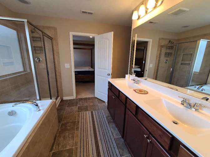 Alcove Rooms's room