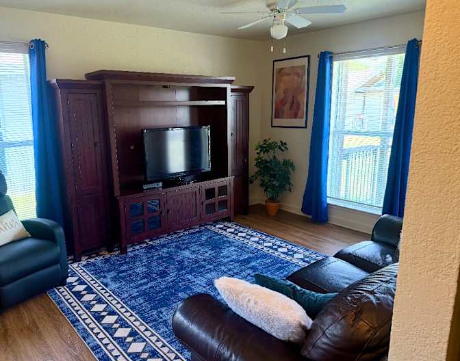 Heidi Jones's room