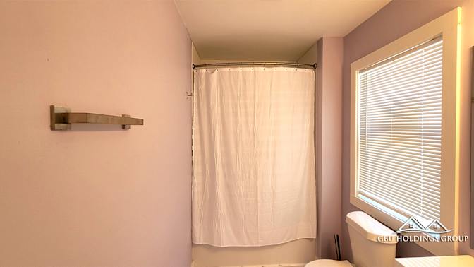 GBU Holdings Group's room