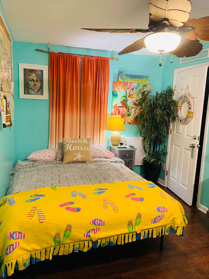 Naomi Sparkle's room