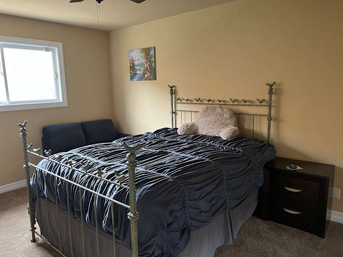 Vail's room