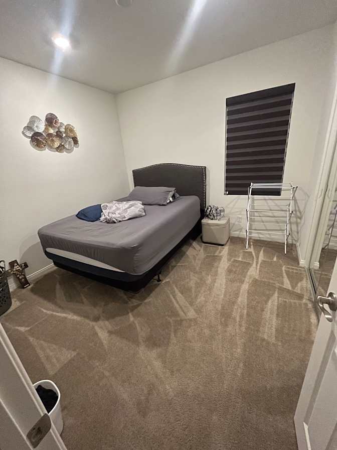 Dilka Ratnam's room