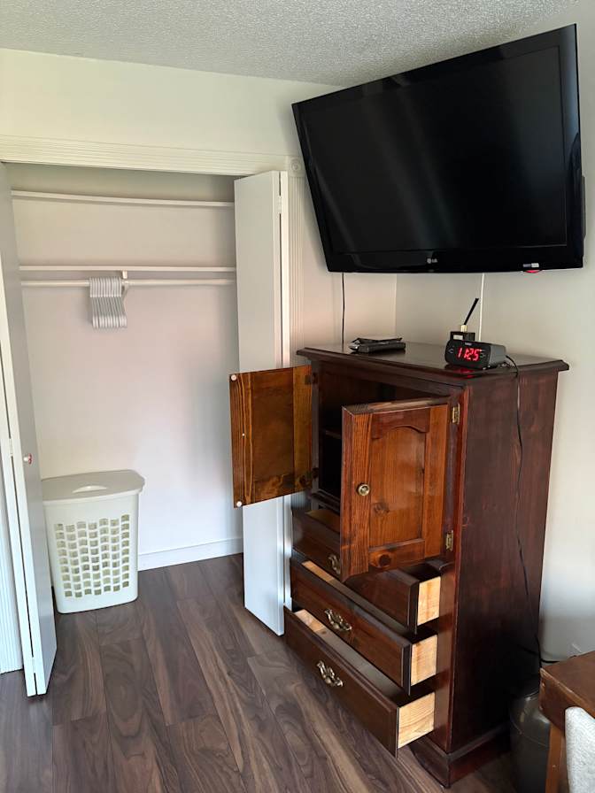 Greg's room
