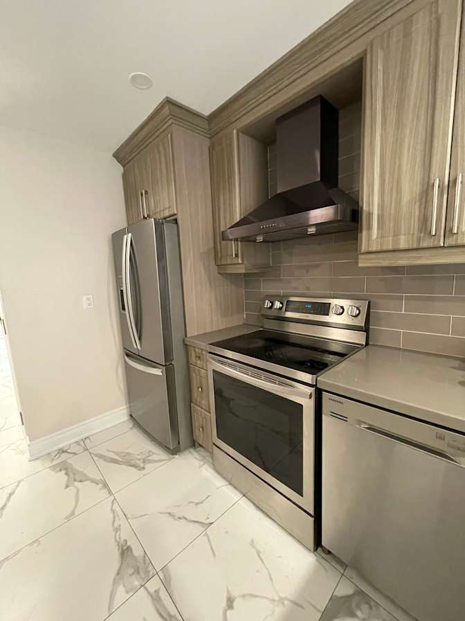 Vameesha Patel's room