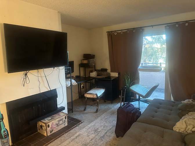 Selah Bennett's room