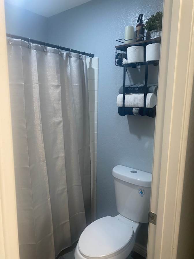 Samantga's room