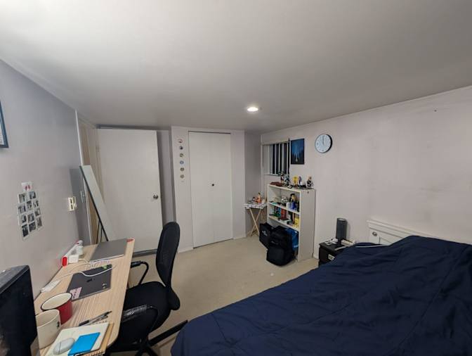 Alejandro's room