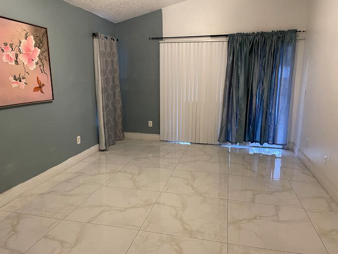 Lyn's room