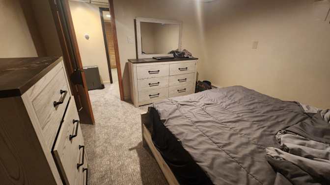 Tom Bauer's room