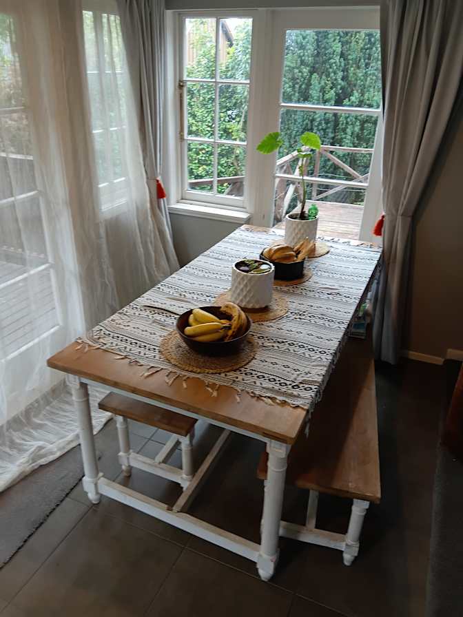 Moetz's room