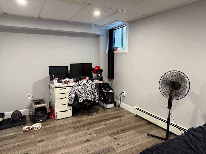 Hannan's room