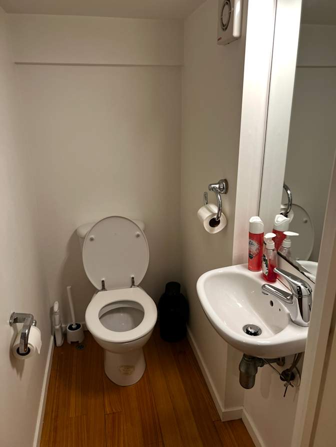 Elinor Ambalada's room