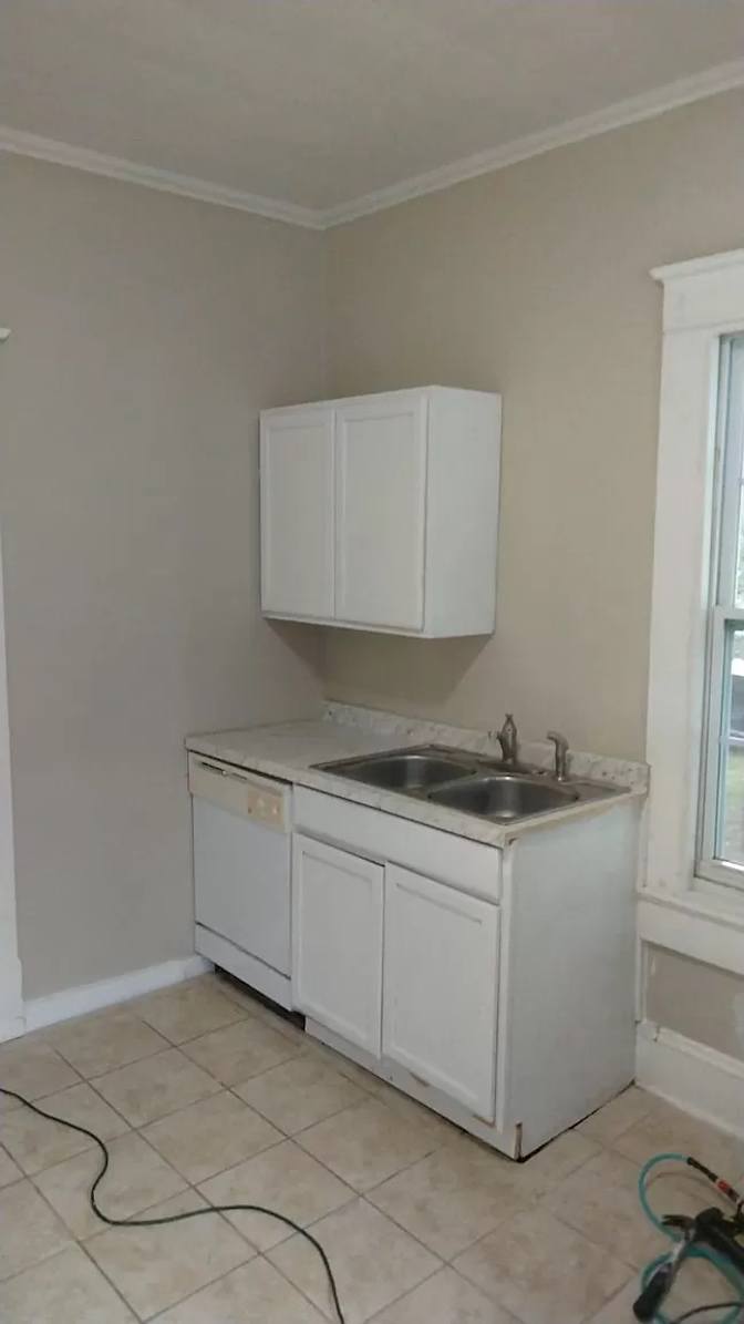 Alcove Rooms's room