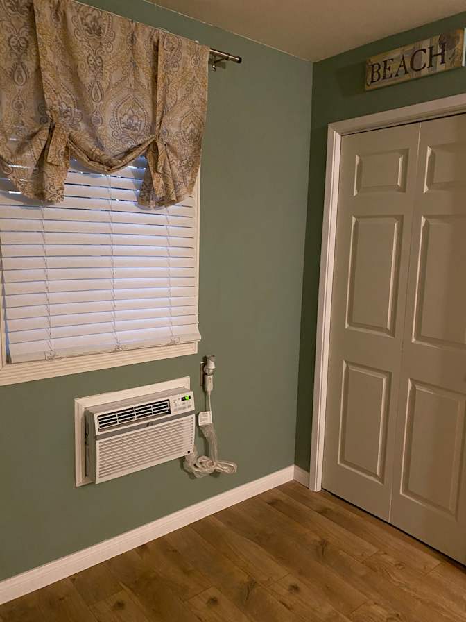 Naomi's room
