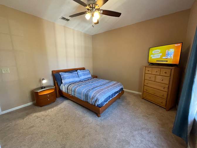 Dee's room