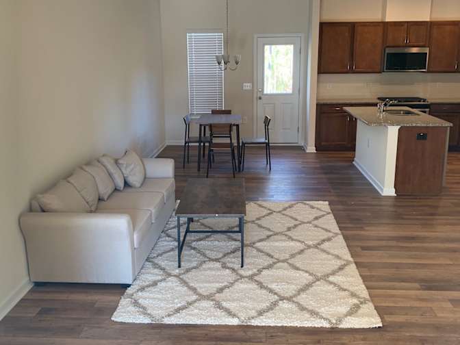 Alcove Rooms's room
