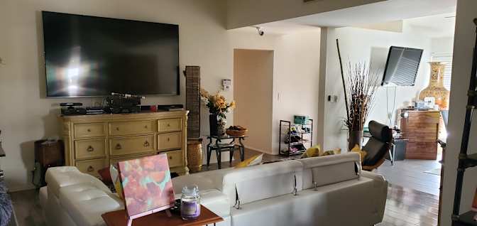 Jenn's room