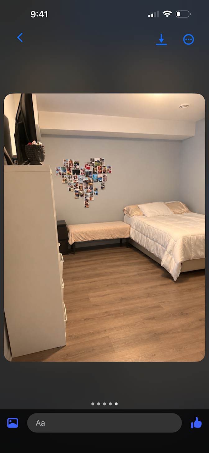 Estefani Esponosa's room