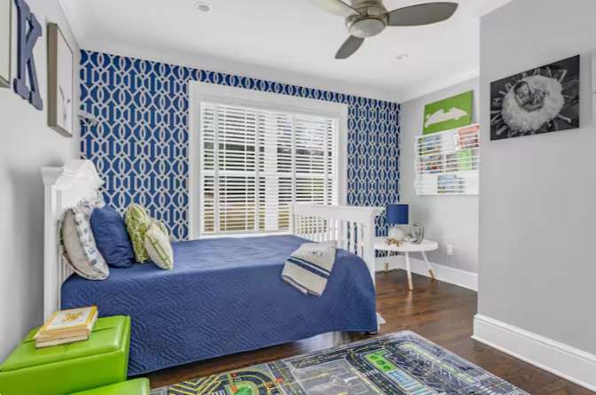 Destiny's room