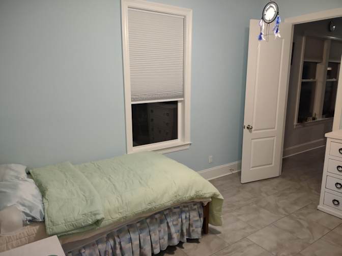 Manuel's room