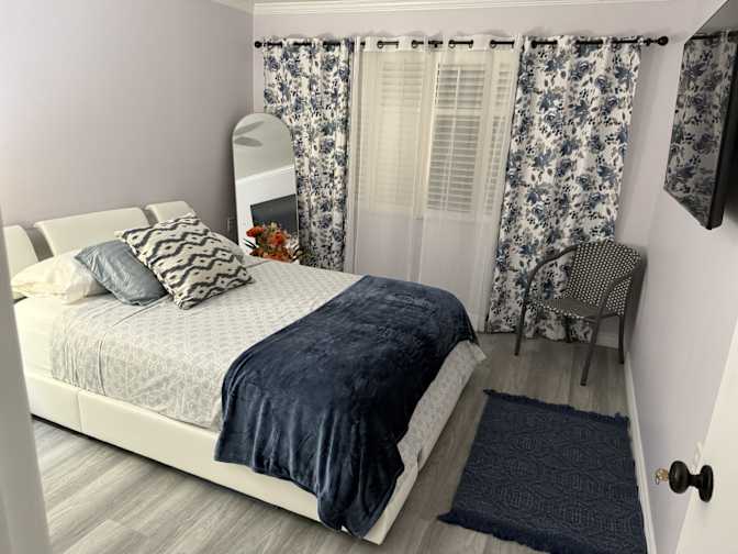 Gena's room