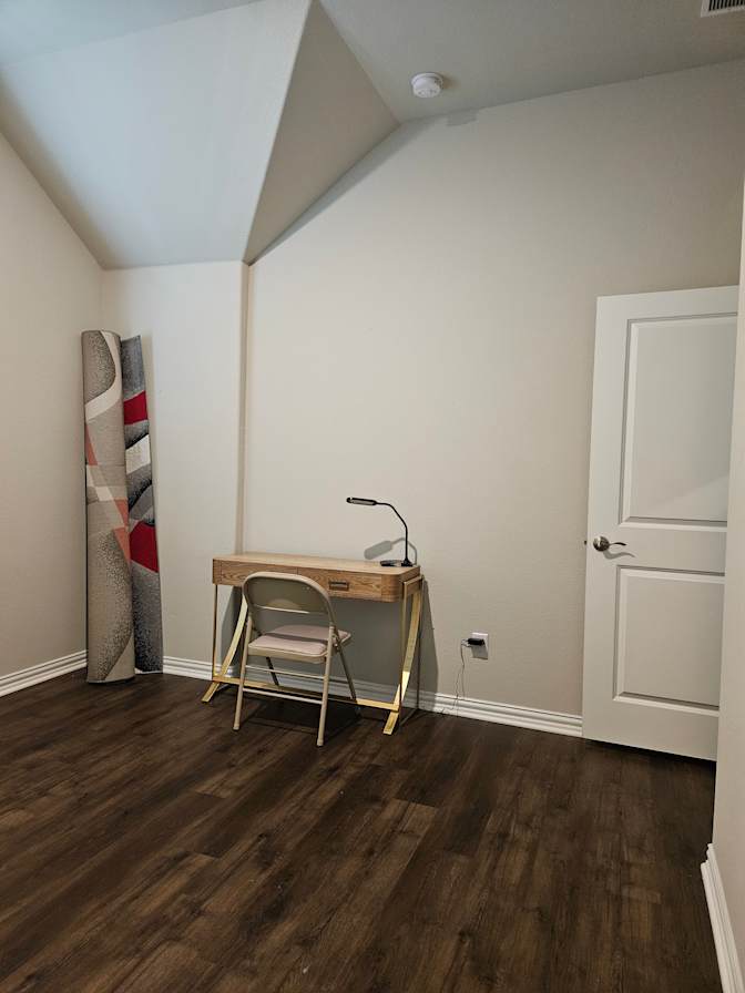 Kate's room